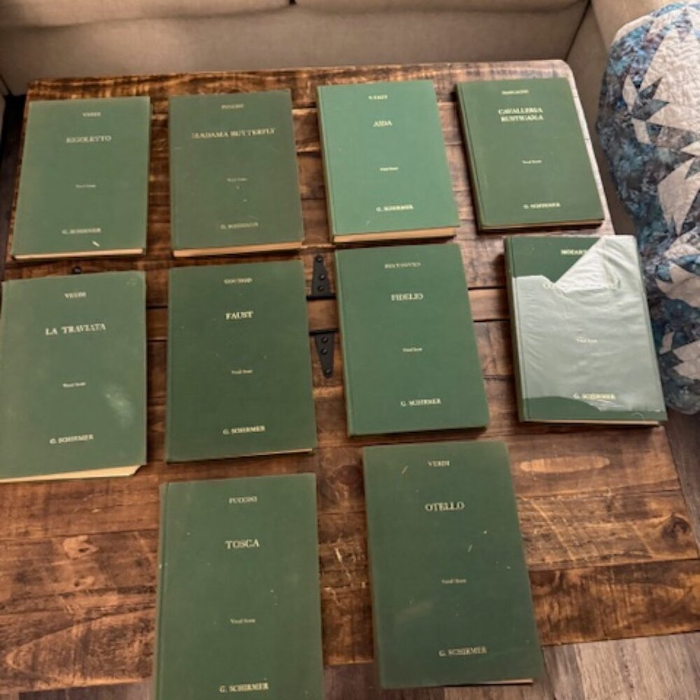 OPERA BOOKS